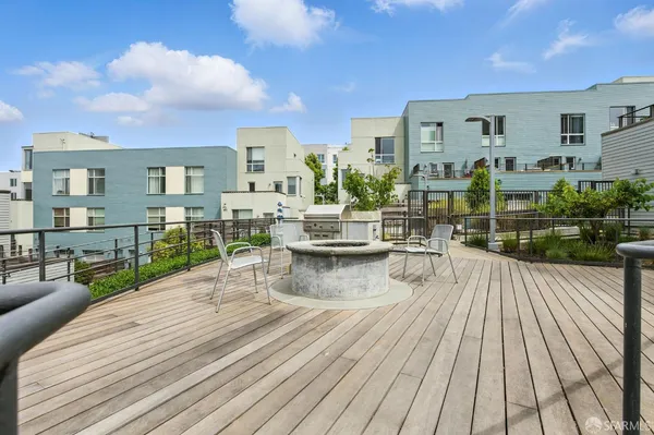$739,000 | 50 Jerrold Avenue, Unit 215, San Francisco, CA 94124