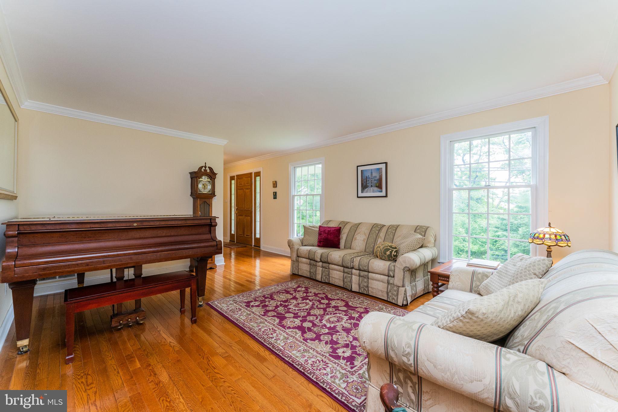 54 Old Lancaster Road Malvern, PA 19355 - Photo 4 of 34 Gallery Image 4