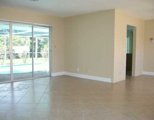 830 Southwest 2nd Street Boca Raton, FL 33486 - Photo 4 of 6 Additional Photo