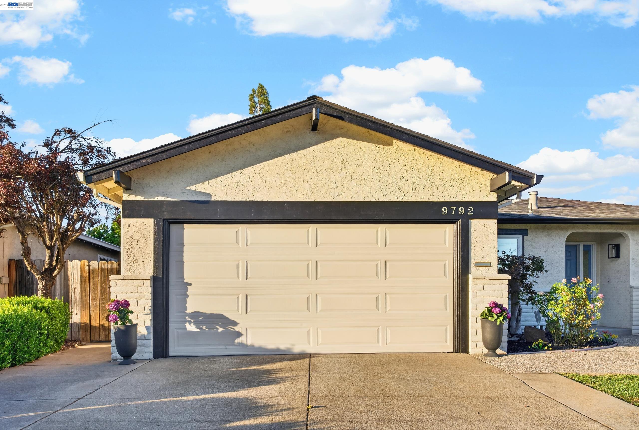 9792 Broadmoor Drive San Ramon, CA 94583 - Photo 6 of 90