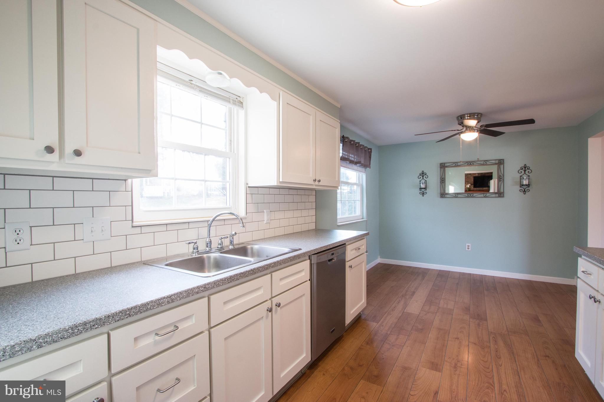 561 Wellington Road Harrisburg, PA 17109 - Photo 4 of 29 Gallery Image 4