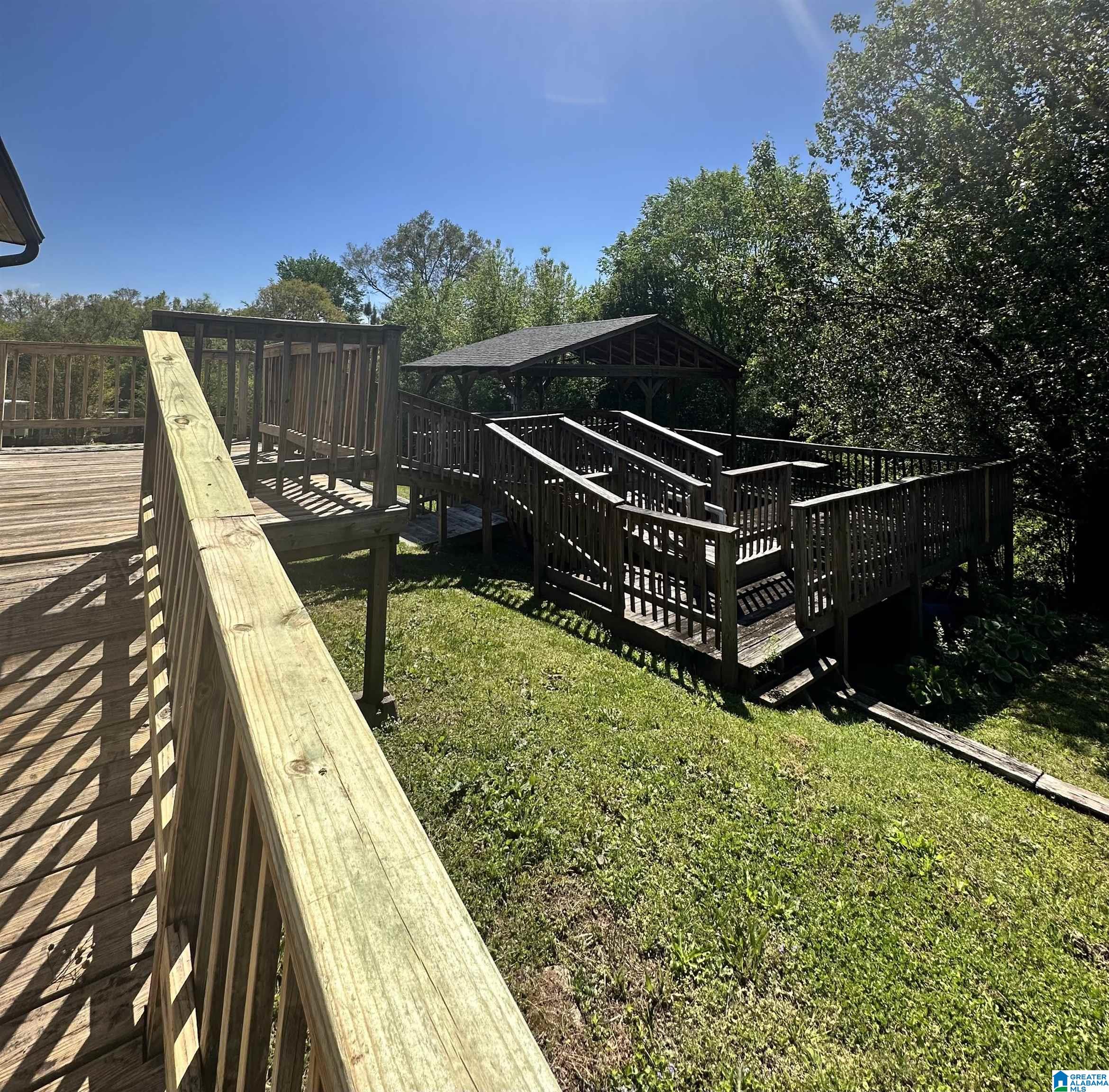 266 Mountain View Road Talladega, AL 35160 - Photo 6 of 23
