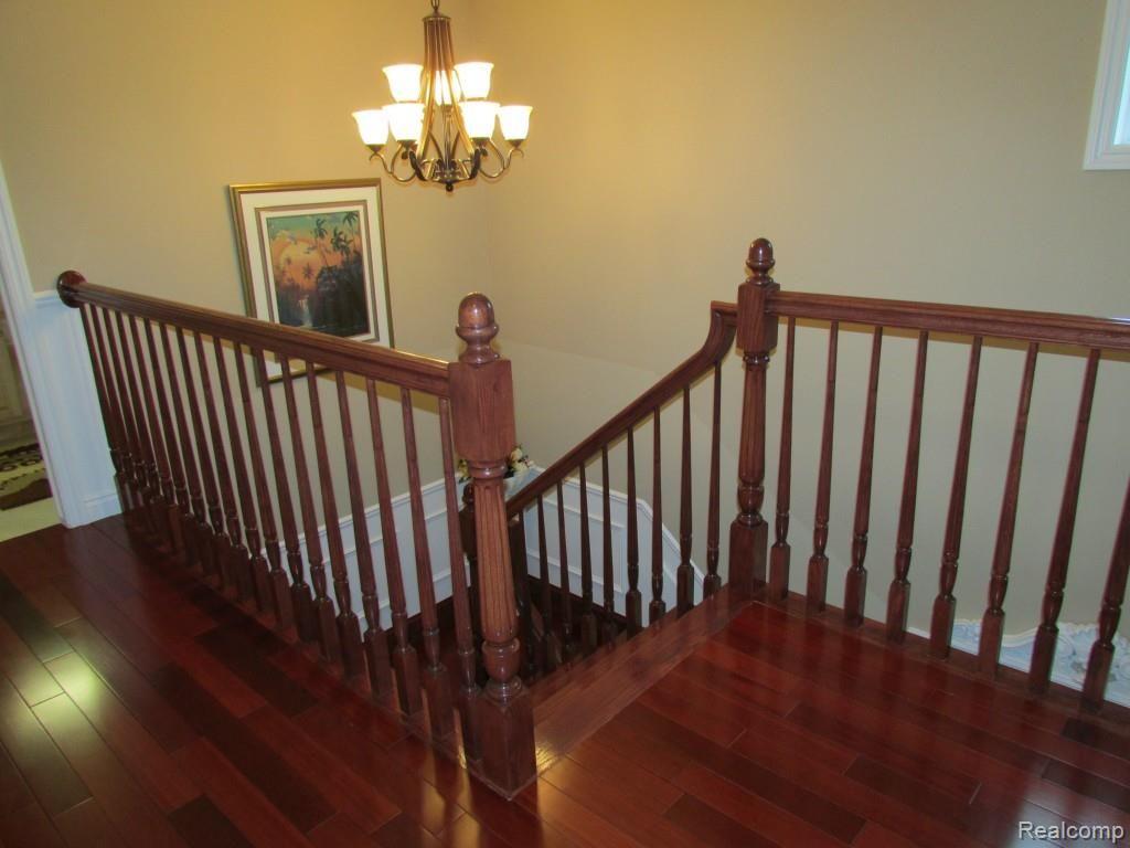 3052 St Clair Drive Rochester, MI 48309 - Photo 18 of 34 View of Stairway from Second Floor