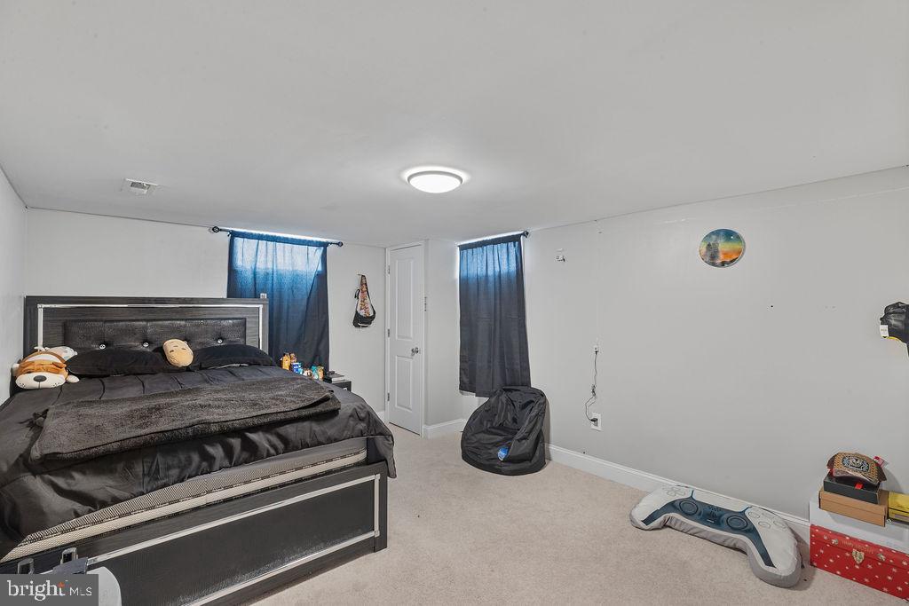 8489 Arbutus Road Pasadena, MD 21122 - Photo 29 of 41