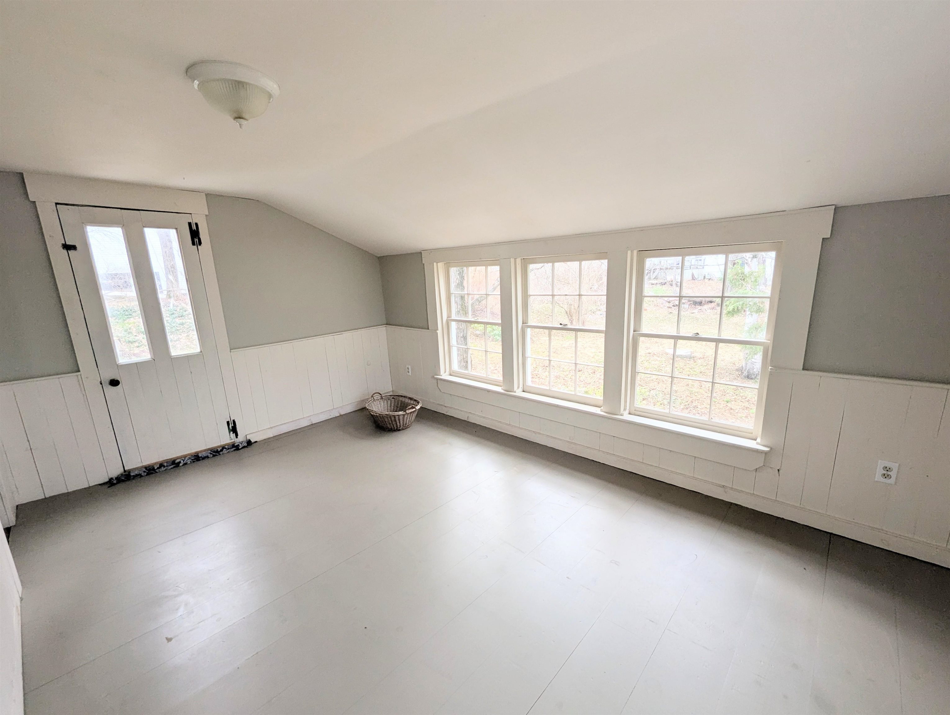 33 Old Cemetery Road Peacham, VT 05862 - Photo 14 of 41