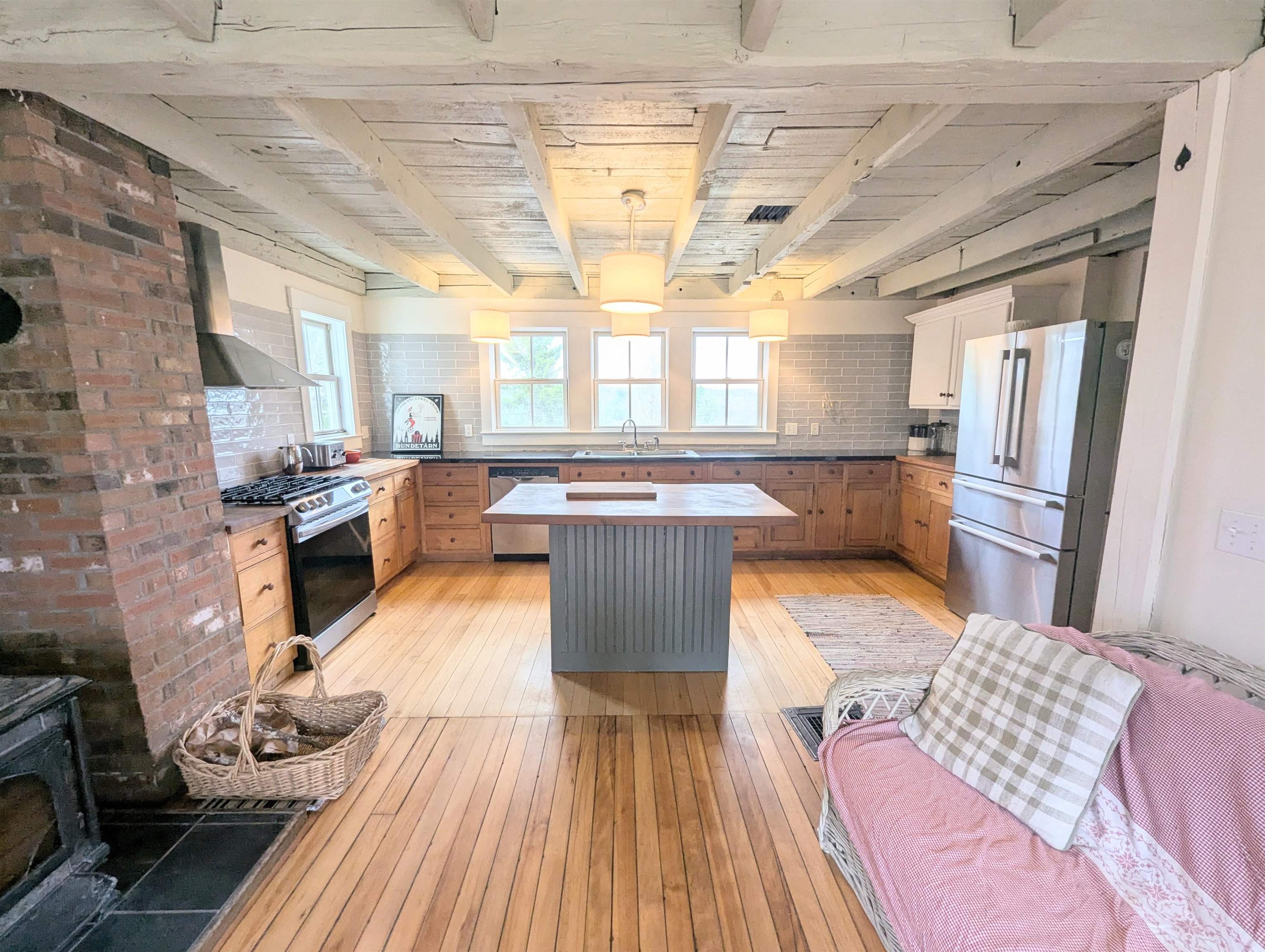 33 Old Cemetery Road Peacham, VT 05862 - Photo 6 of 41