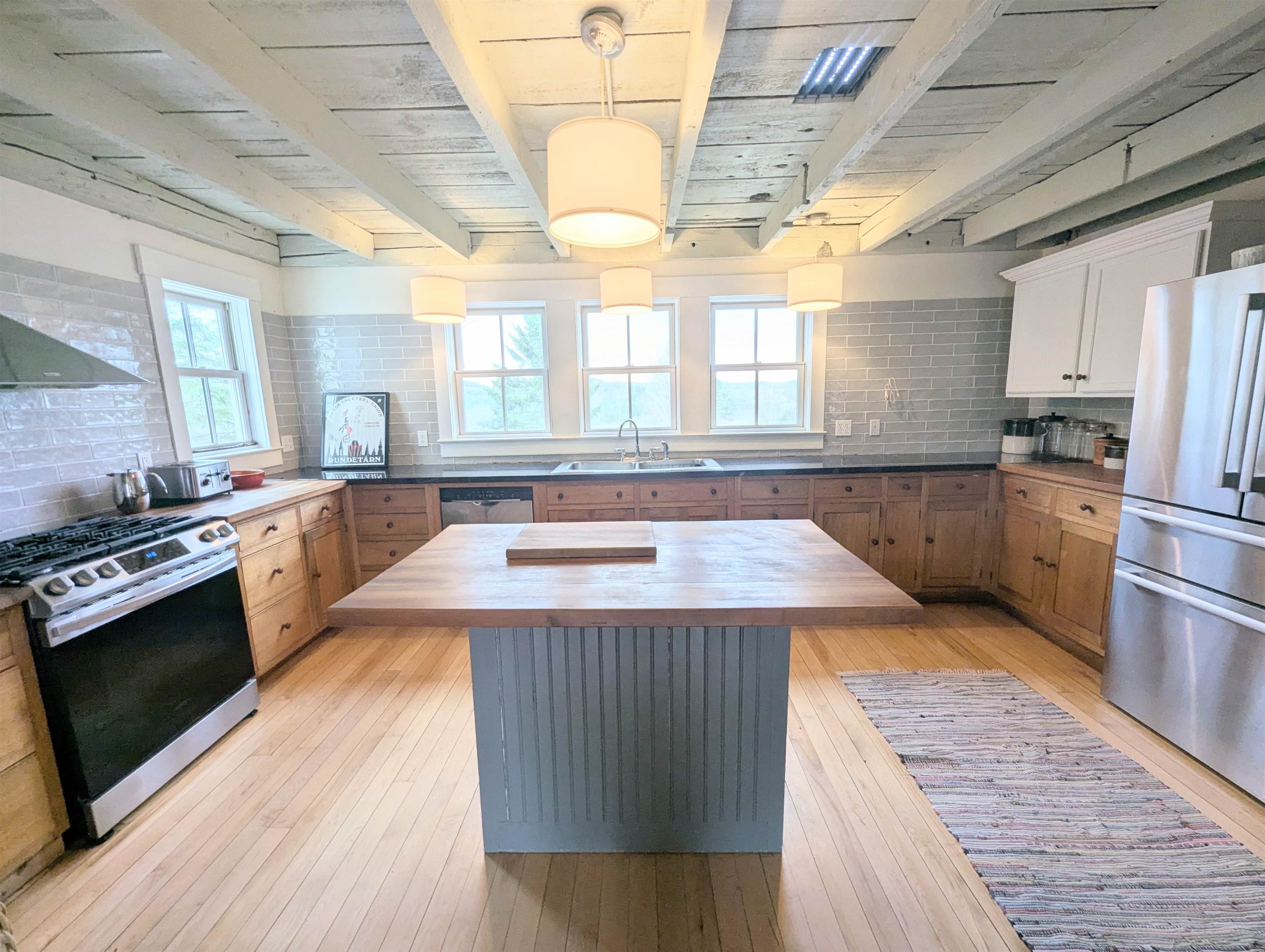 33 Old Cemetery Road Peacham, VT 05862 - Photo 7 of 41