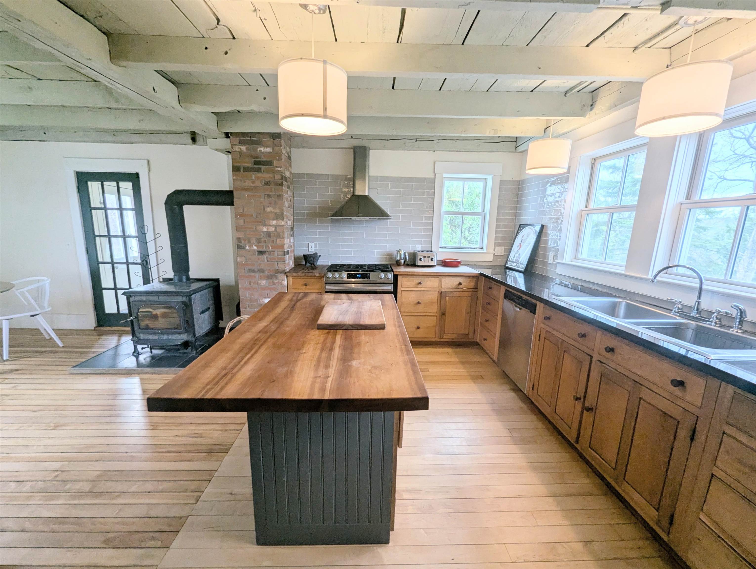 33 Old Cemetery Road Peacham, VT 05862 - Photo 10 of 41