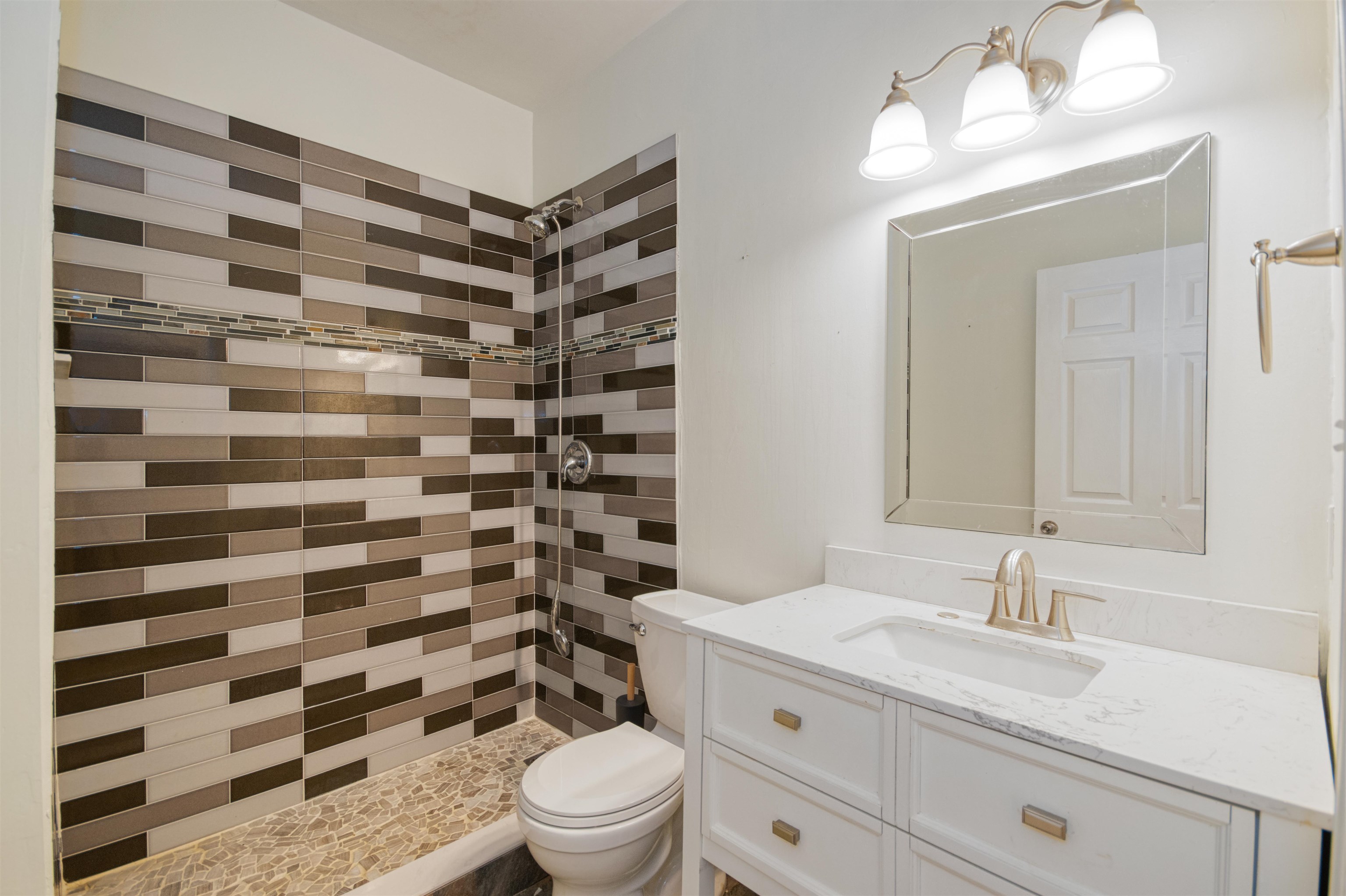 3400 Old Bainbridge Road, Unit 201 Tallahassee, FL 32303 - Photo 2 of 25