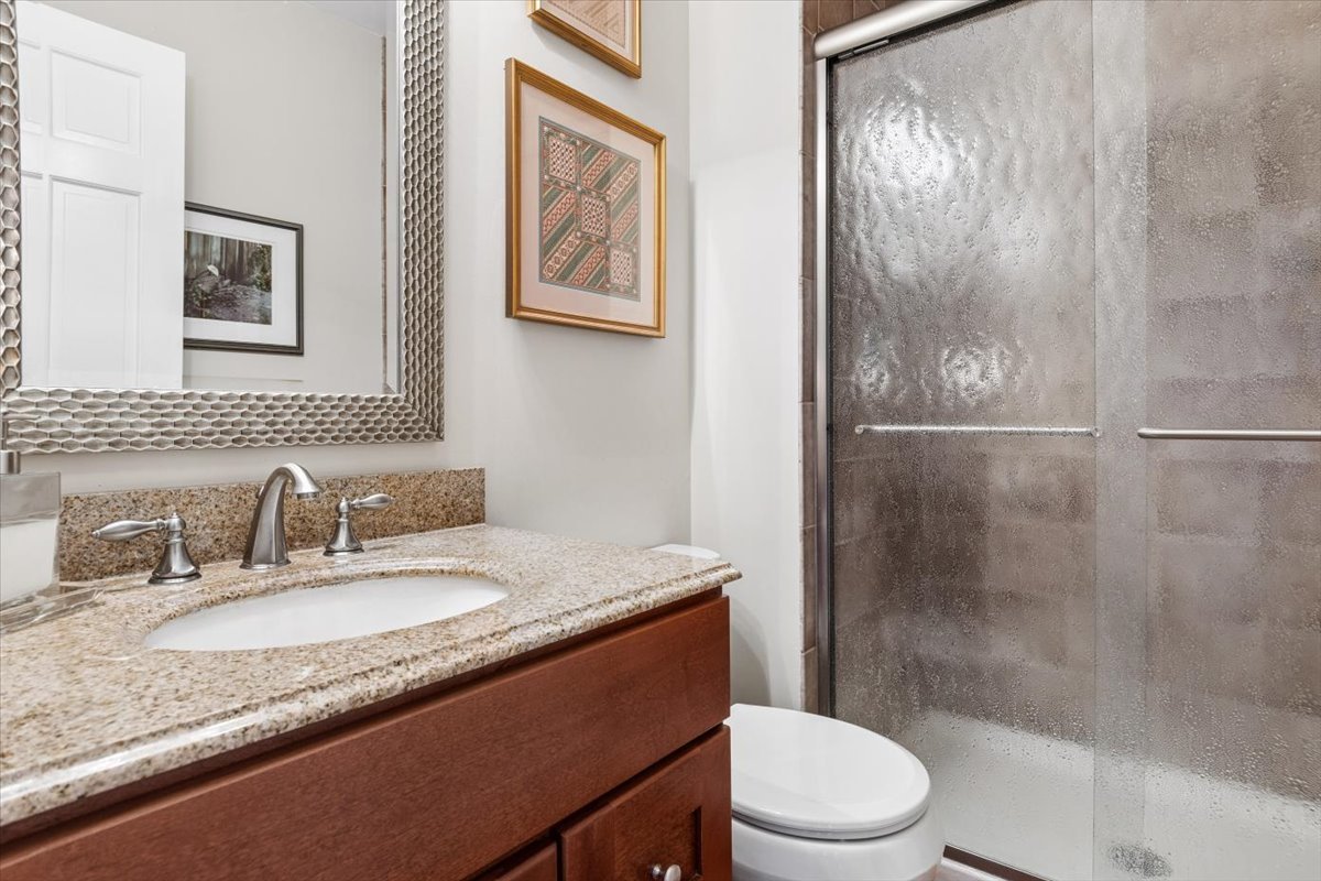 2237 Keim Road Naperville, IL 60565 - Photo 11 of 26 Gallery Image 11