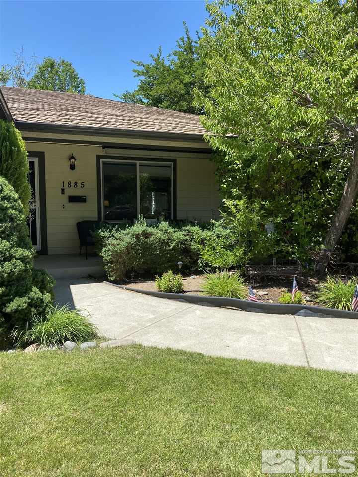 1885 Sharon Way Reno, NV 89509 - Photo 3 of 33 Photo 3