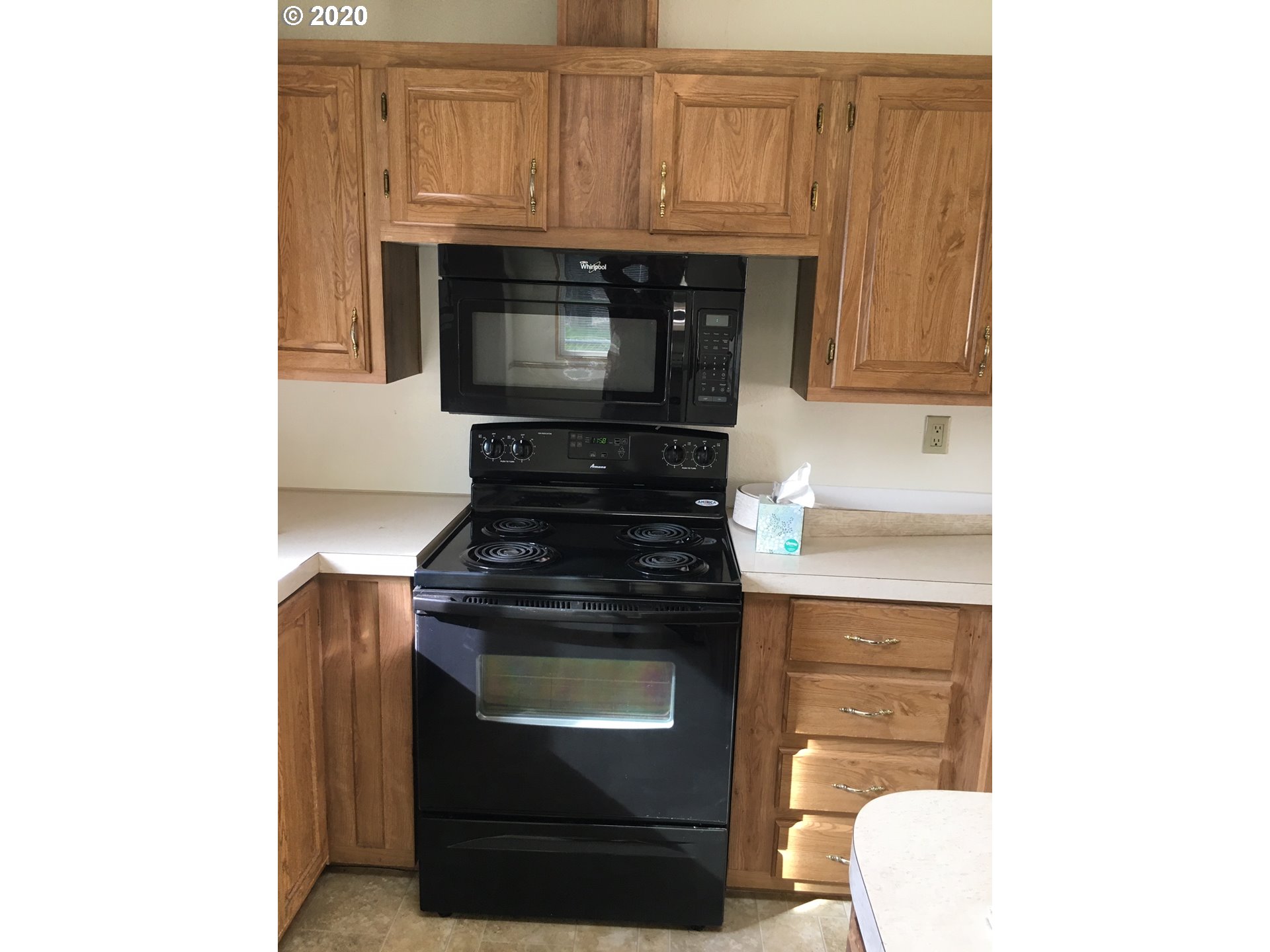 1304 Southwest 37th Street Pendleton, OR 97801 - Photo 10 of 23