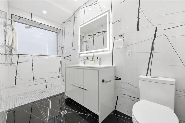 $699,000 | 134 New York Avenue, Unit 1, Jersey City, NJ 07307