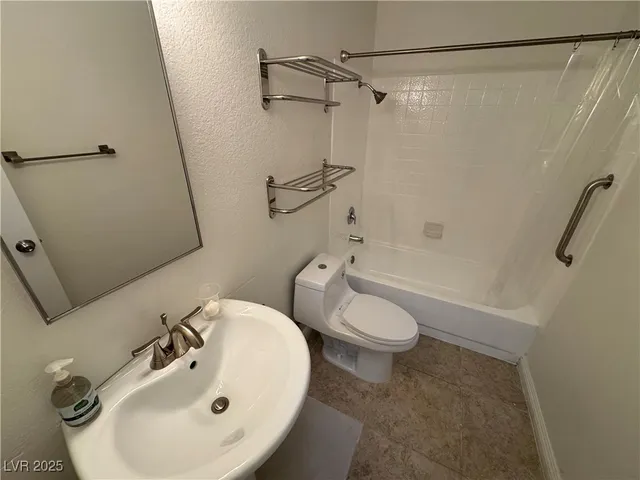 $1,190 | 520 Elm Drive, Unit 103, Las Vegas, NV 89169