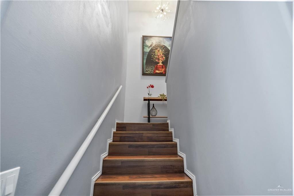 3107 South 6th Lane McAllen, TX 78503 - Photo 25 of 31 a view of entryway