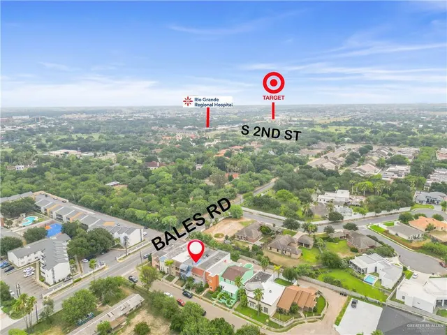 front view of house with a yard