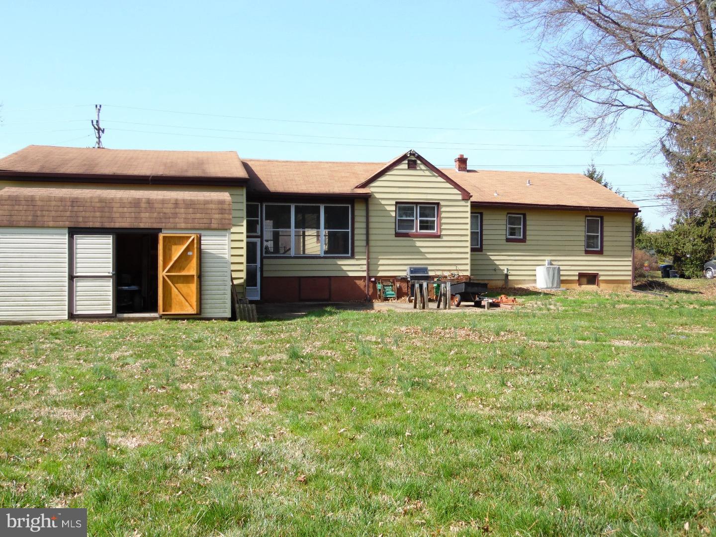 959 Old Harmony Road Newark, DE 19713 - Photo 15 of 23 Exterior Back