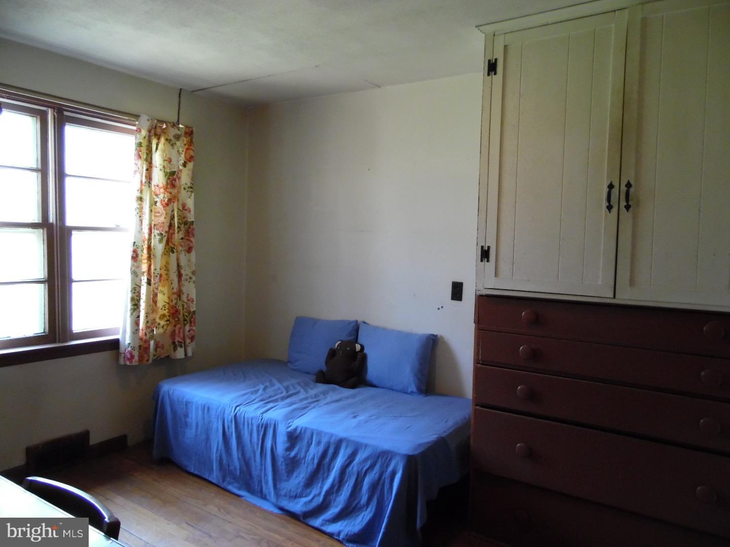 959 Old Harmony Road Newark, DE 19713 - Photo 6 of 23 Bedroom 3