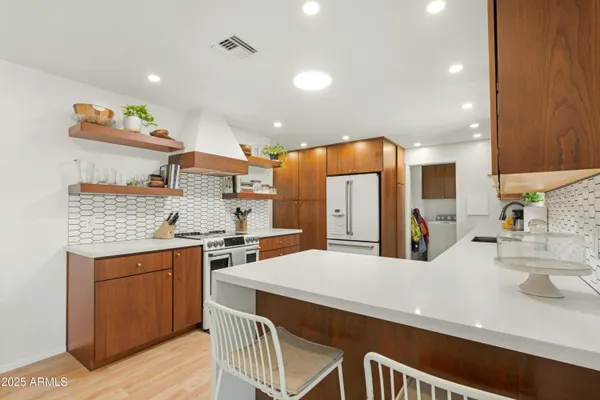 $3,500 | 1021 West Las Palmaritas Drive, Phoenix, AZ 85021