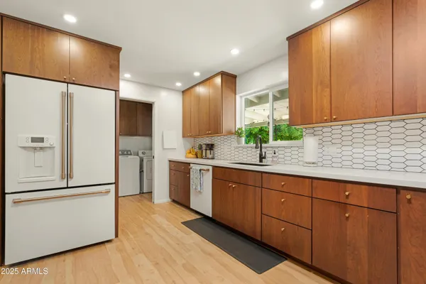 $3,500 | 1021 West Las Palmaritas Drive, Phoenix, AZ 85021