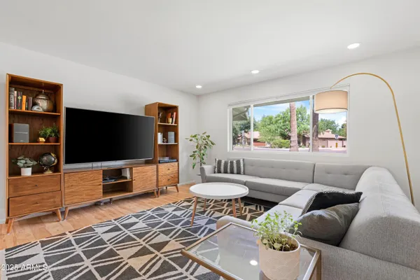 $3,500 | 1021 West Las Palmaritas Drive, Phoenix, AZ 85021