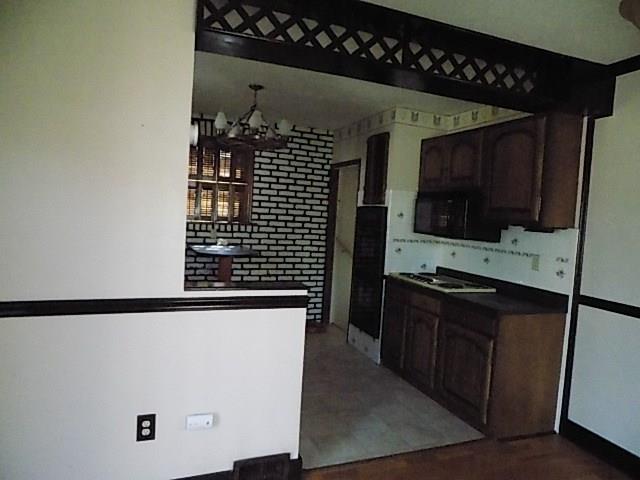 118 Marham Road Homestead, PA 15120 - Photo 8 of 25 Gallery Image 8