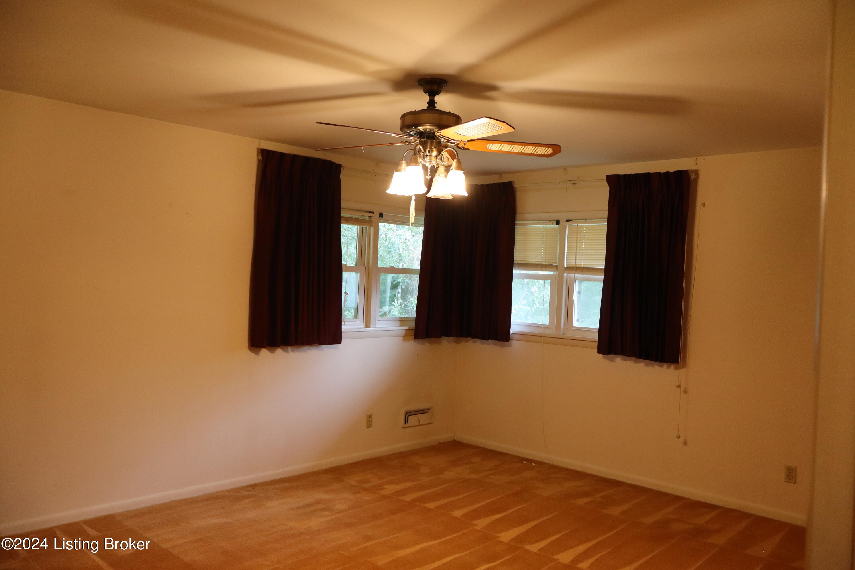 500 Hill Ridge Road Louisville, KY 40214 - Photo 27 of 32 IMG_0216