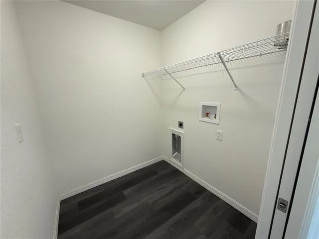 a view of utility room