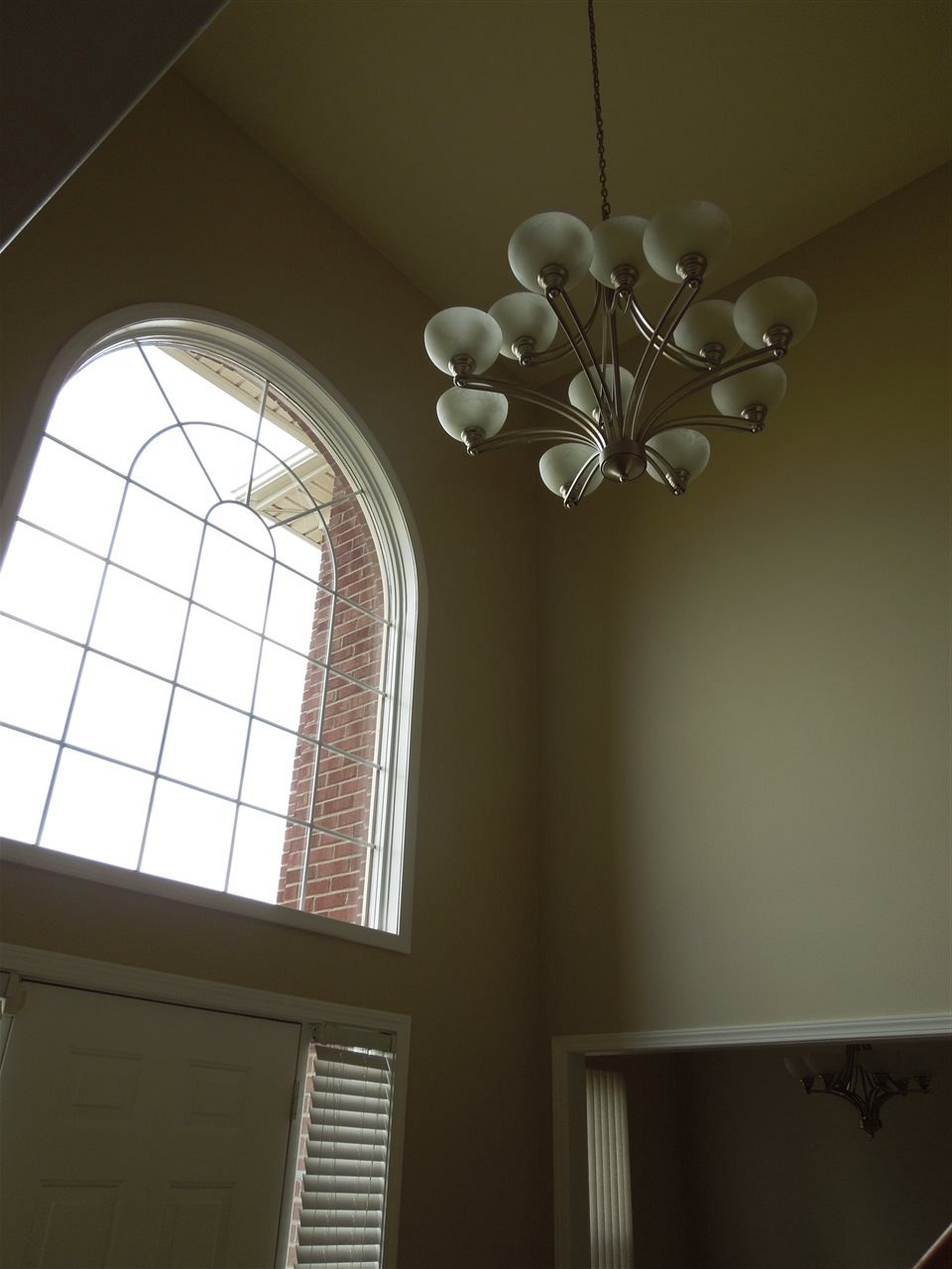 3174 Villanova Circle Rochester, MI 48307 - Photo 9 of 44 31326062-8.JPG