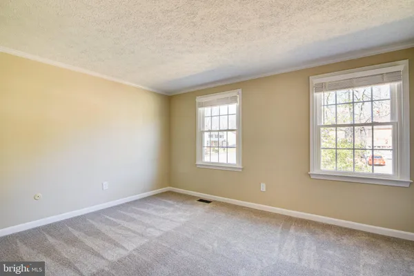 $3,700 | 15900 Fairway Drive, Dumfries, VA 22025