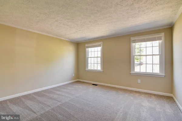 $3,700 | 15900 Fairway Drive, Dumfries, VA 22025