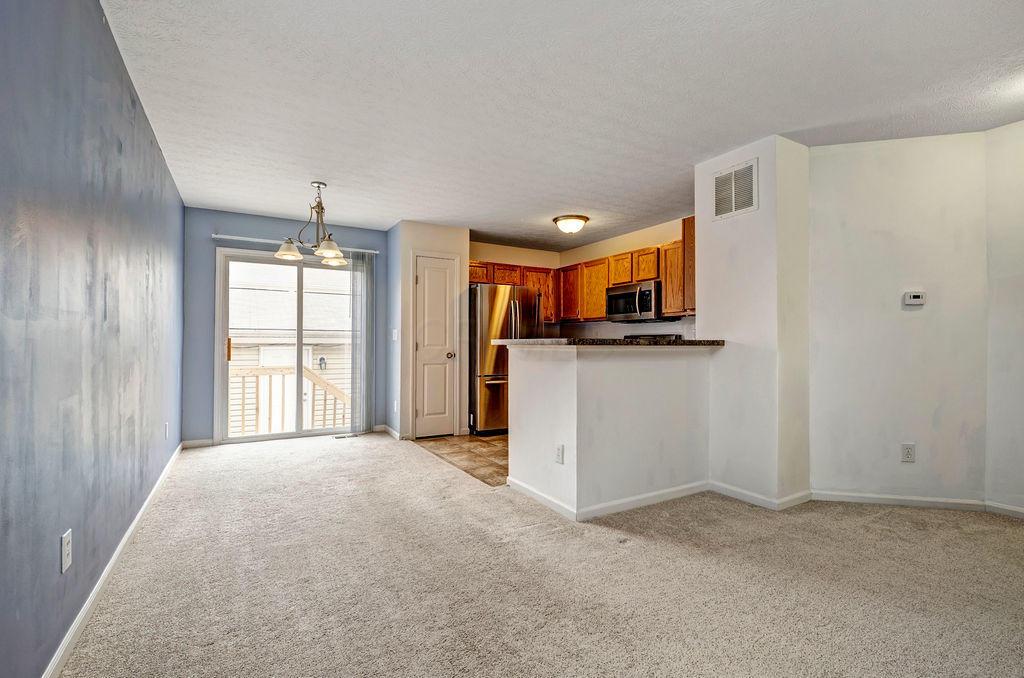 8324 Bruntsfield Road Columbus, OH 43235 - Photo 4 of 25 Gallery Image 4