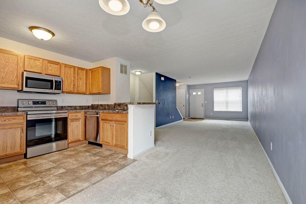8324 Bruntsfield Road Columbus, OH 43235 - Photo 5 of 25 Gallery Image 5