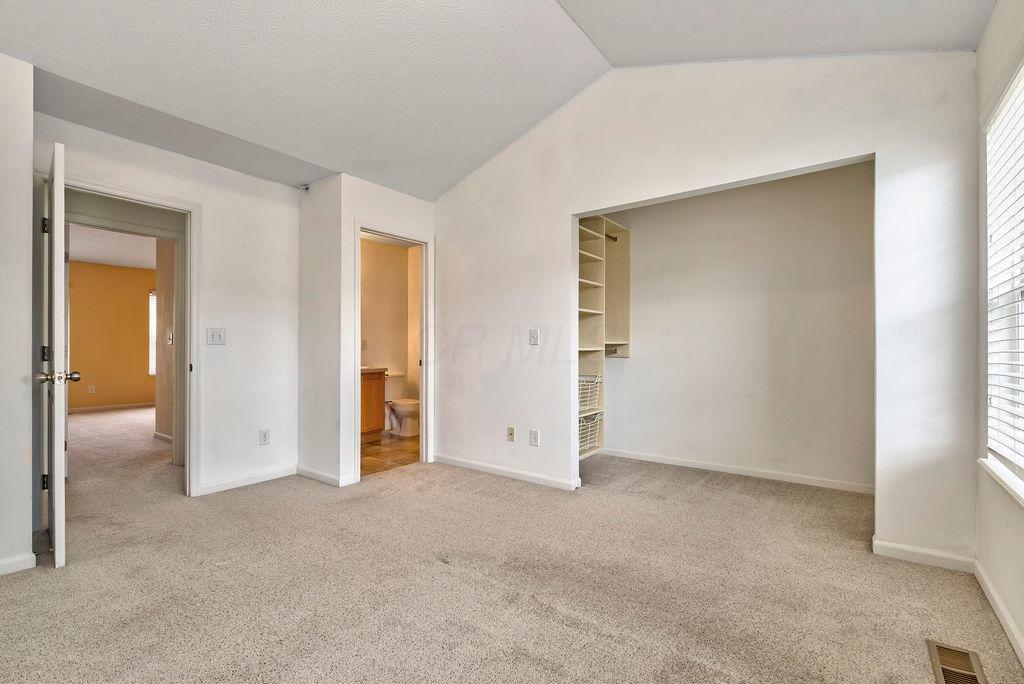 8324 Bruntsfield Road Columbus, OH 43235 - Photo 8 of 25 Gallery Image 8