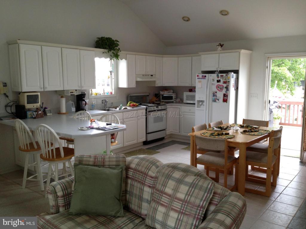 10411 Exeter Road Ocean City, MD 21842 - Photo 9 of 21 Gallery Image 9