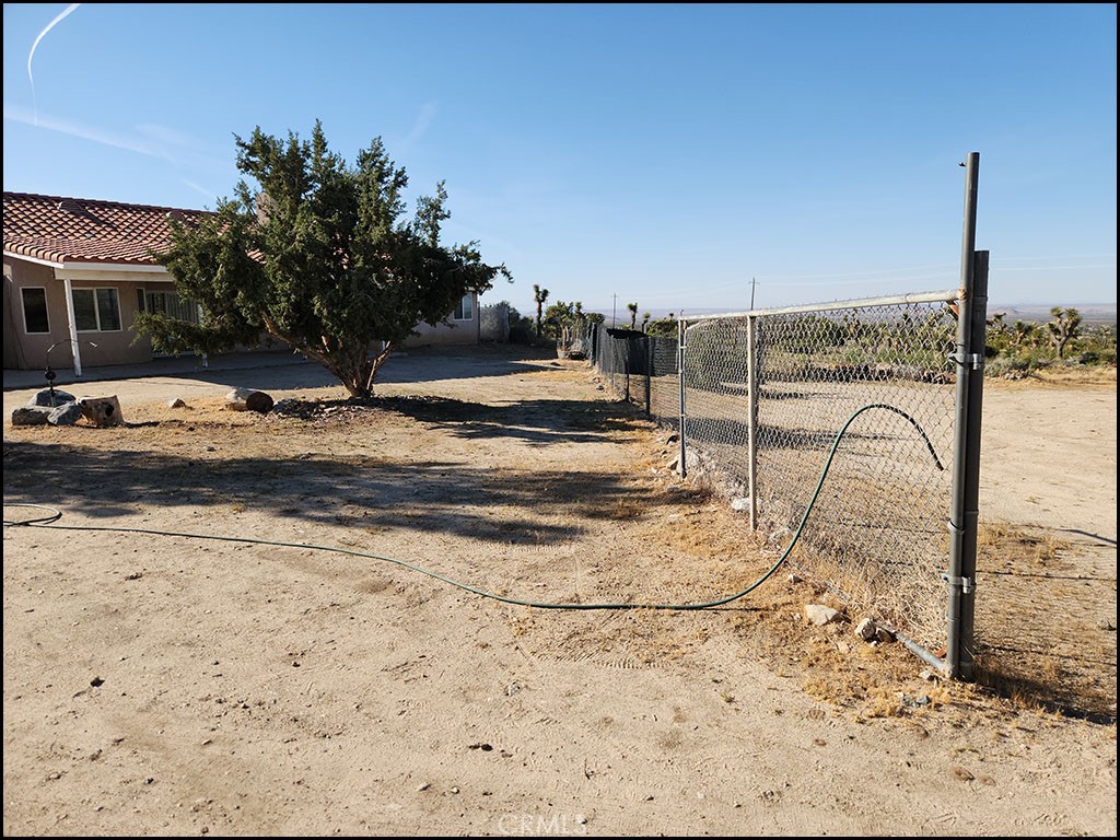 10685 Crystal Aire Road Pinon Hills, CA 92372 - Photo 42 of 48