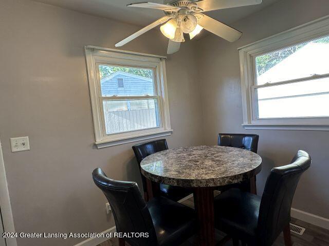 6246 Hilliard Road Lansing, MI 48911 - Photo 8 of 38 IMG_0327