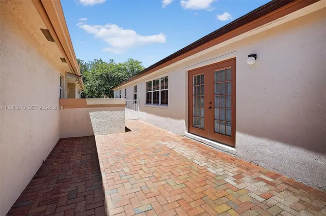 $565,000 | 7306 Northwest 1st Manor, Plantation, FL 33317