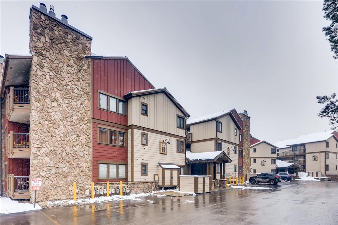 325 Four O'clock Road, Unit 304 Breckenridge, CO 80424 - Photo 26 of 29 Gallery Image 26