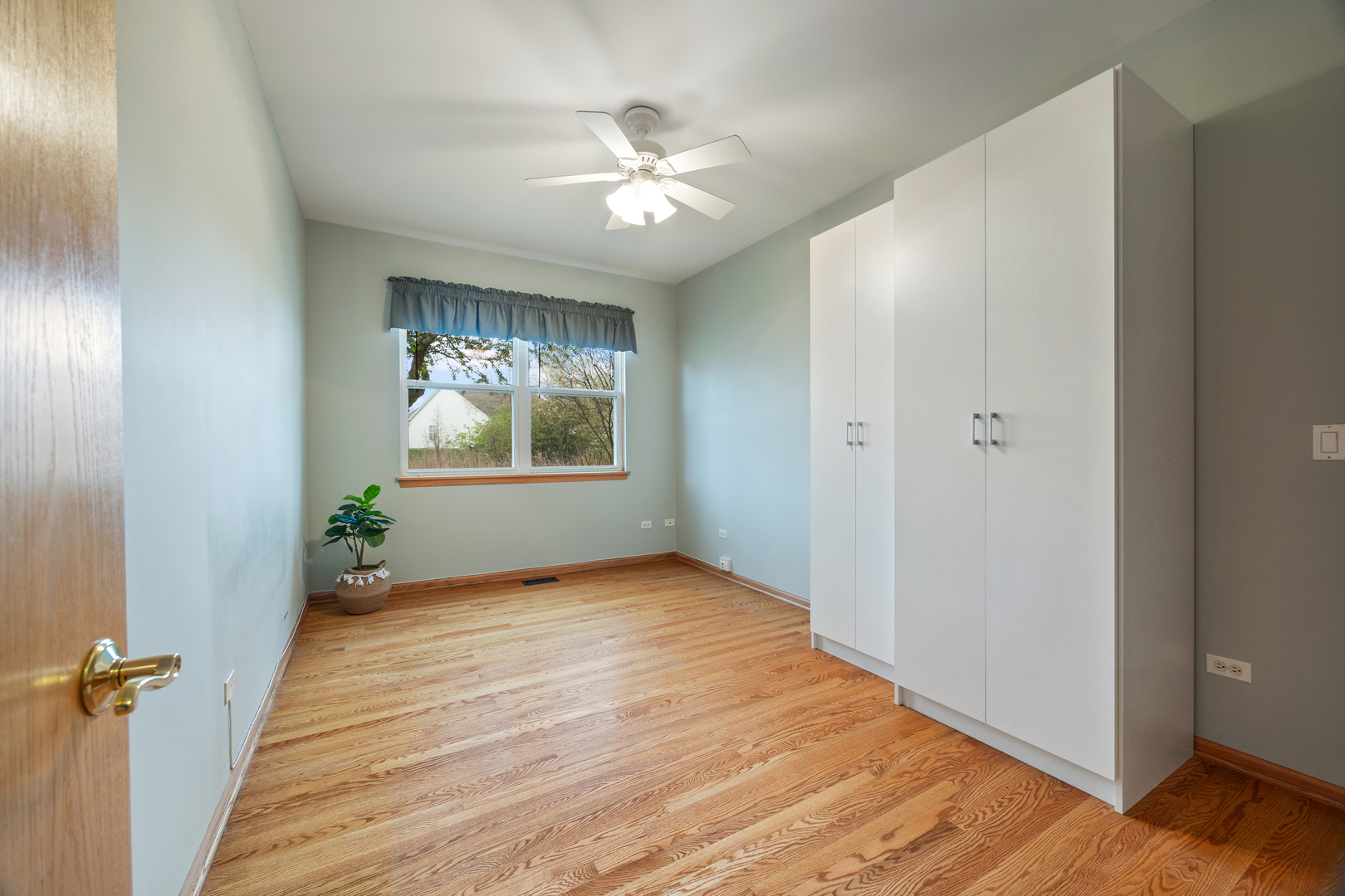 2292 Ashbrook Lane Grayslake, IL 60030 - Photo 18 of 22