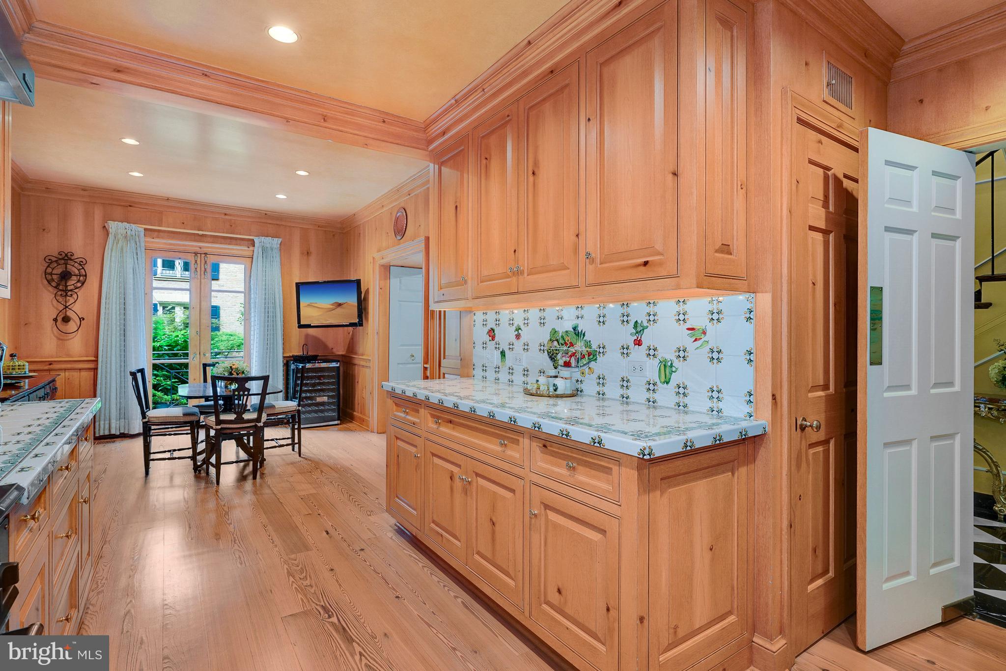 1811 Kalorama Square Northwest, Unit 6 Washington, DC 20009 - Photo 9 of 36 Kitchen to Breakfast Room