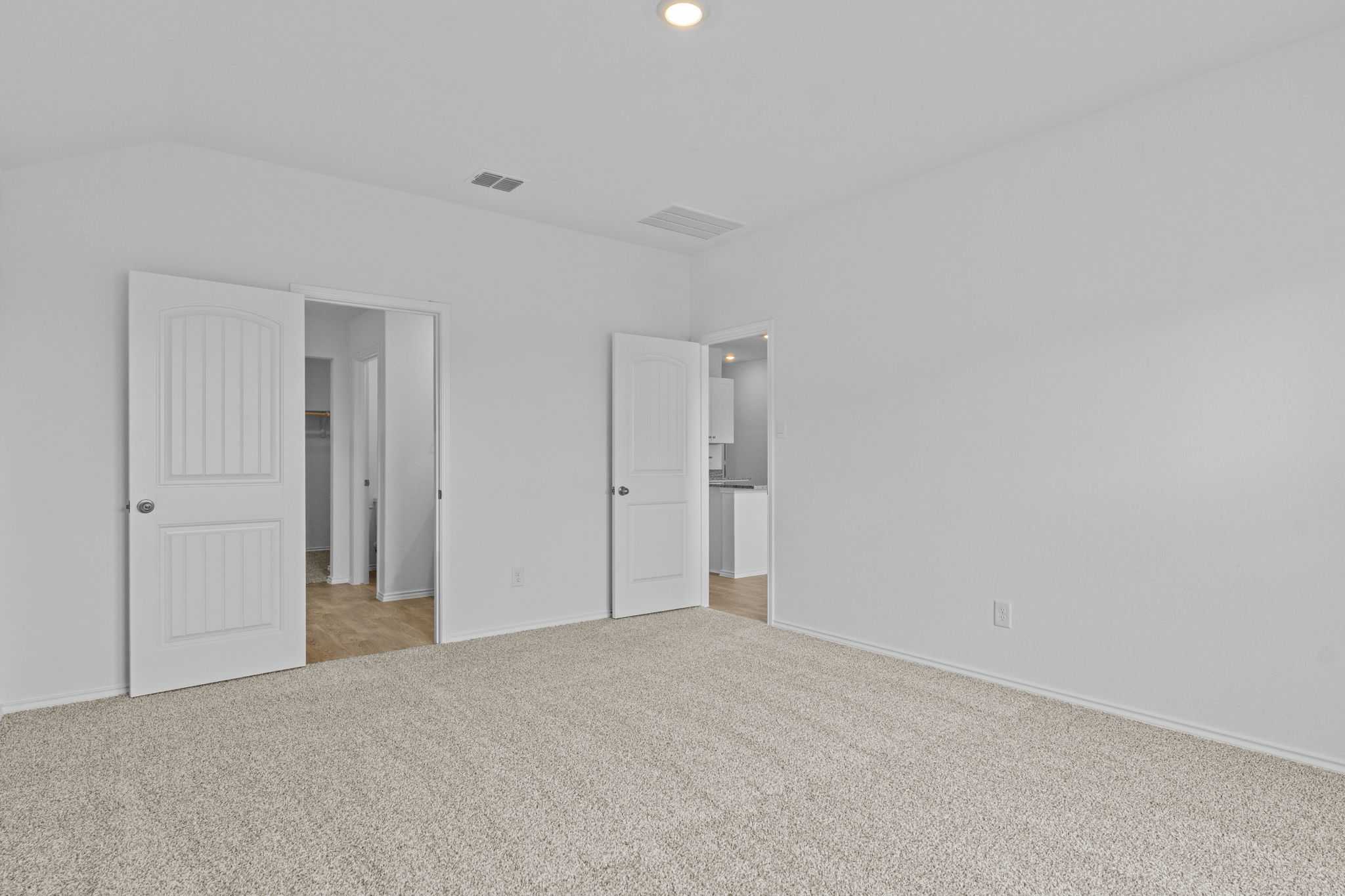 323 Boatman Cove Seguin, TX 78155 - Photo 7 of 31