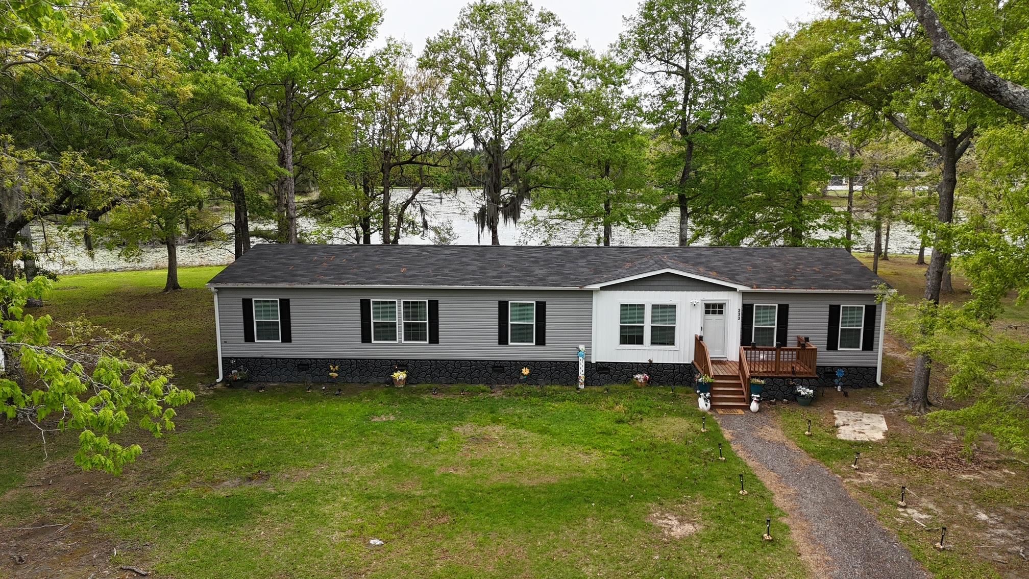 233 Williamson Lake Circle Conway, SC 29526 - Photo 3 of 93