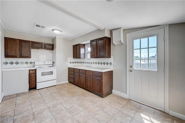 $1,550 | 664 D, Boulder City, NV 89005