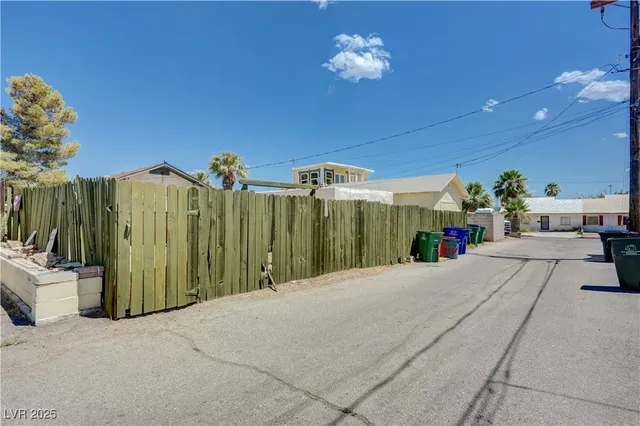 $1,550 | 664 D, Boulder City, NV 89005