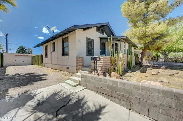 $1,550 | 664 D, Boulder City, NV 89005