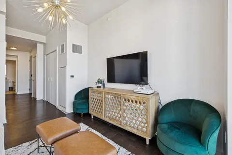 $479,000 | 515 Church Street, Unit 3302, Nashville, TN 37219