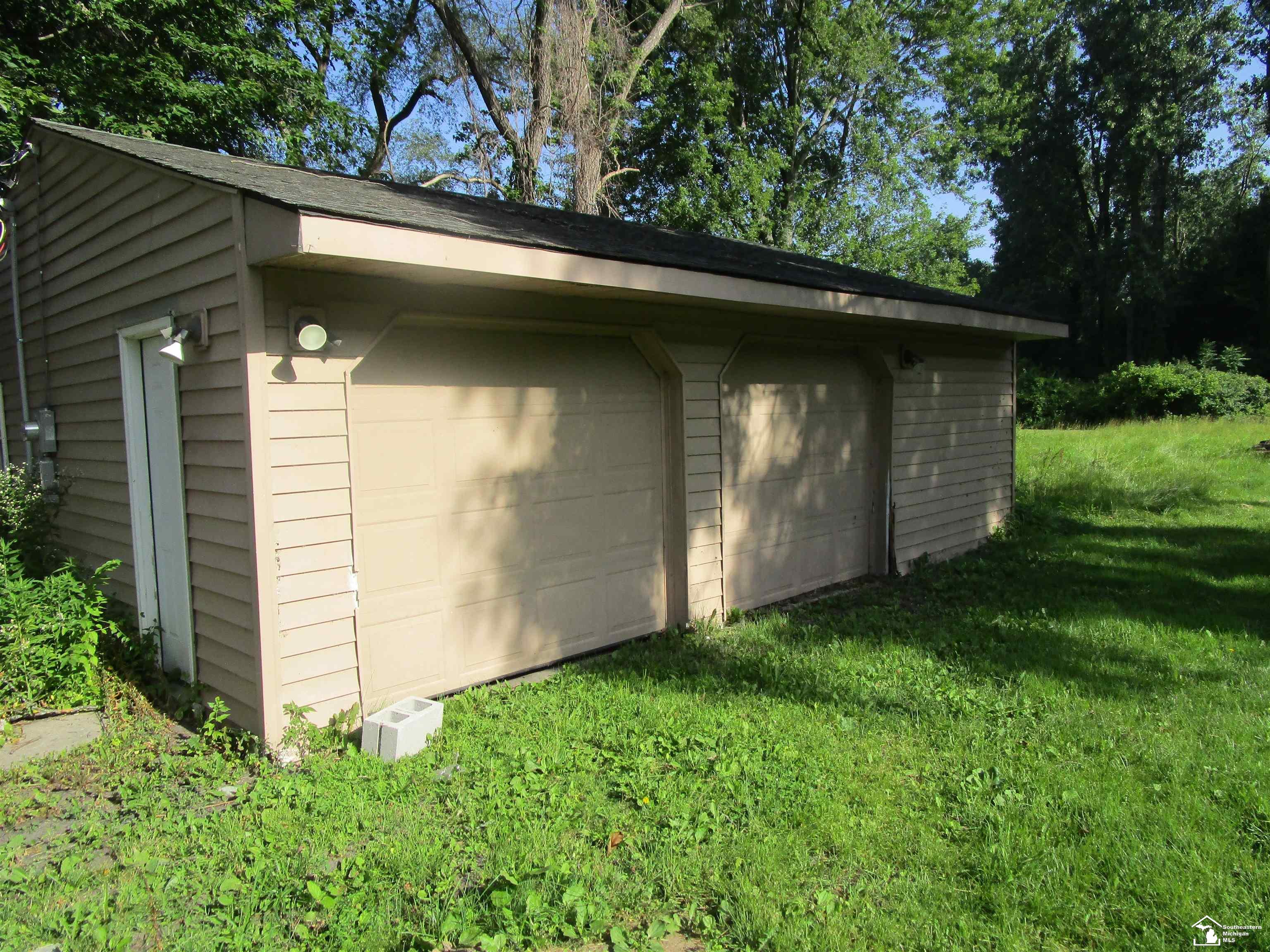 3450 Swartz Road La Salle, MI 48145 - Photo 4 of 16