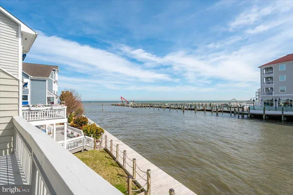 $869,900 | 8047 Windward Key Drive, Chesapeake Beach, MD 20732