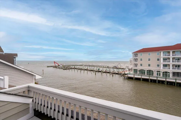 $849,900 | 8047 Windward Key Drive, Chesapeake Beach, MD 20732